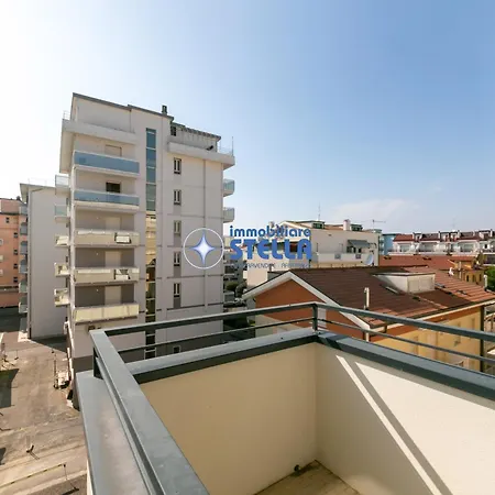 Condomino Marina Marconi *