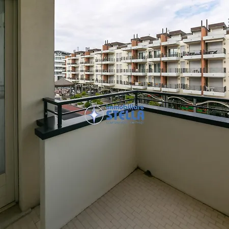 Condomino Marina Marconi *